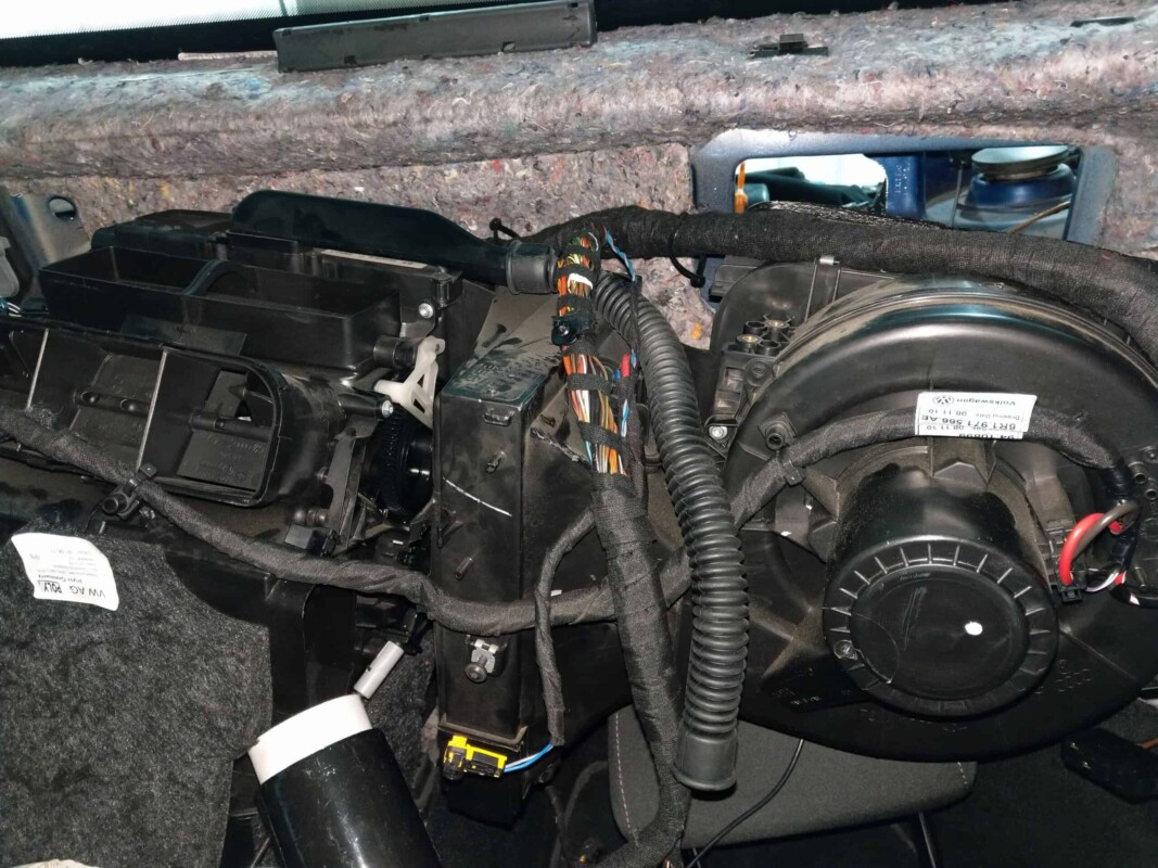 Dismantling interior components