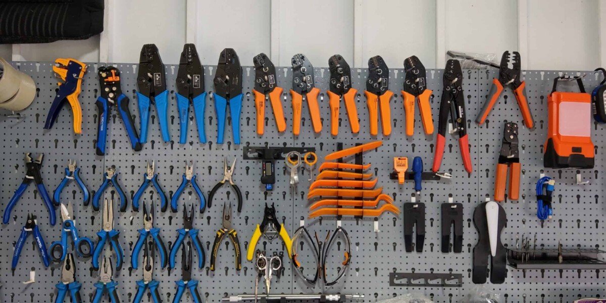 Tools &amp; garage accessories
